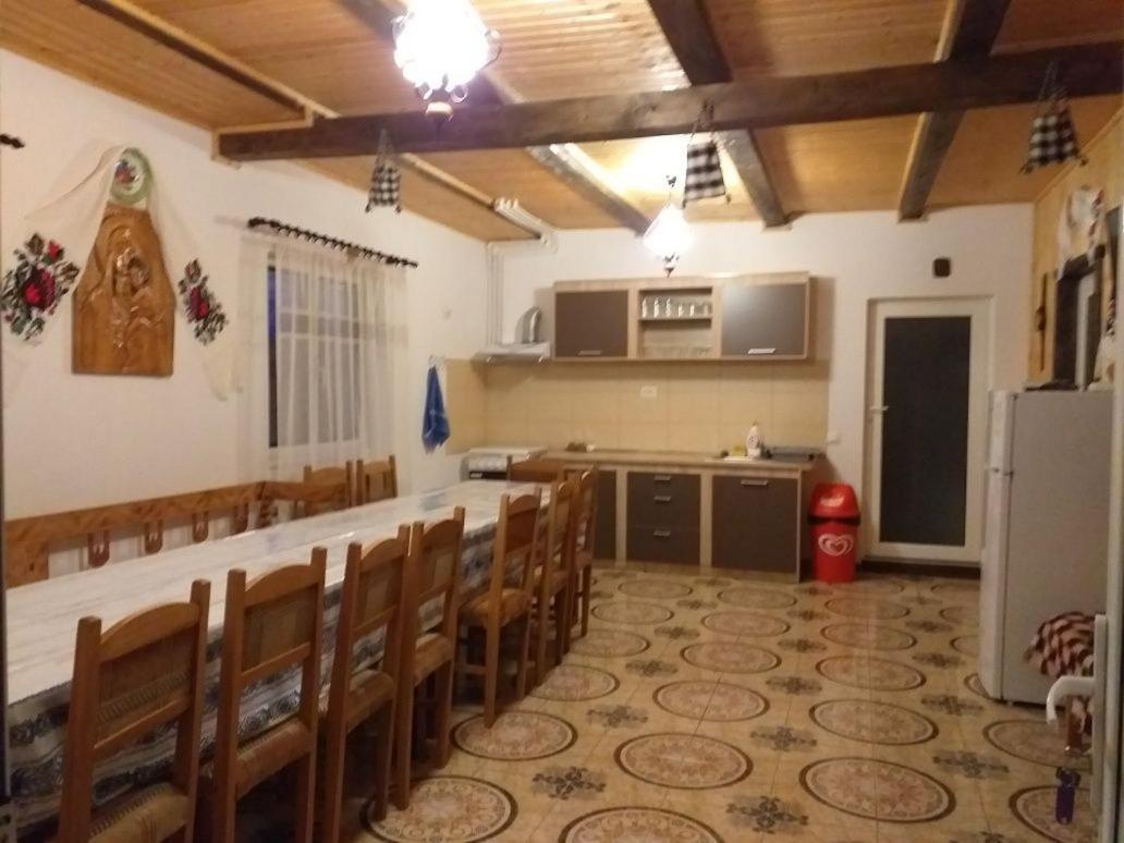 Casa Cupcea Vila Budeşti Exterior foto