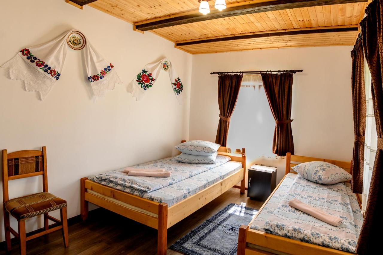 Casa Cupcea Vila Budeşti Exterior foto