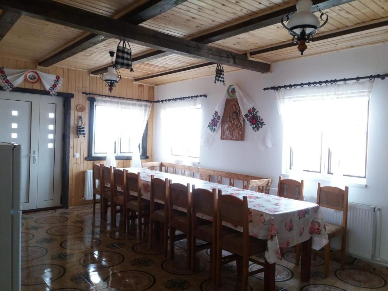 Casa Cupcea Vila Budeşti Exterior foto